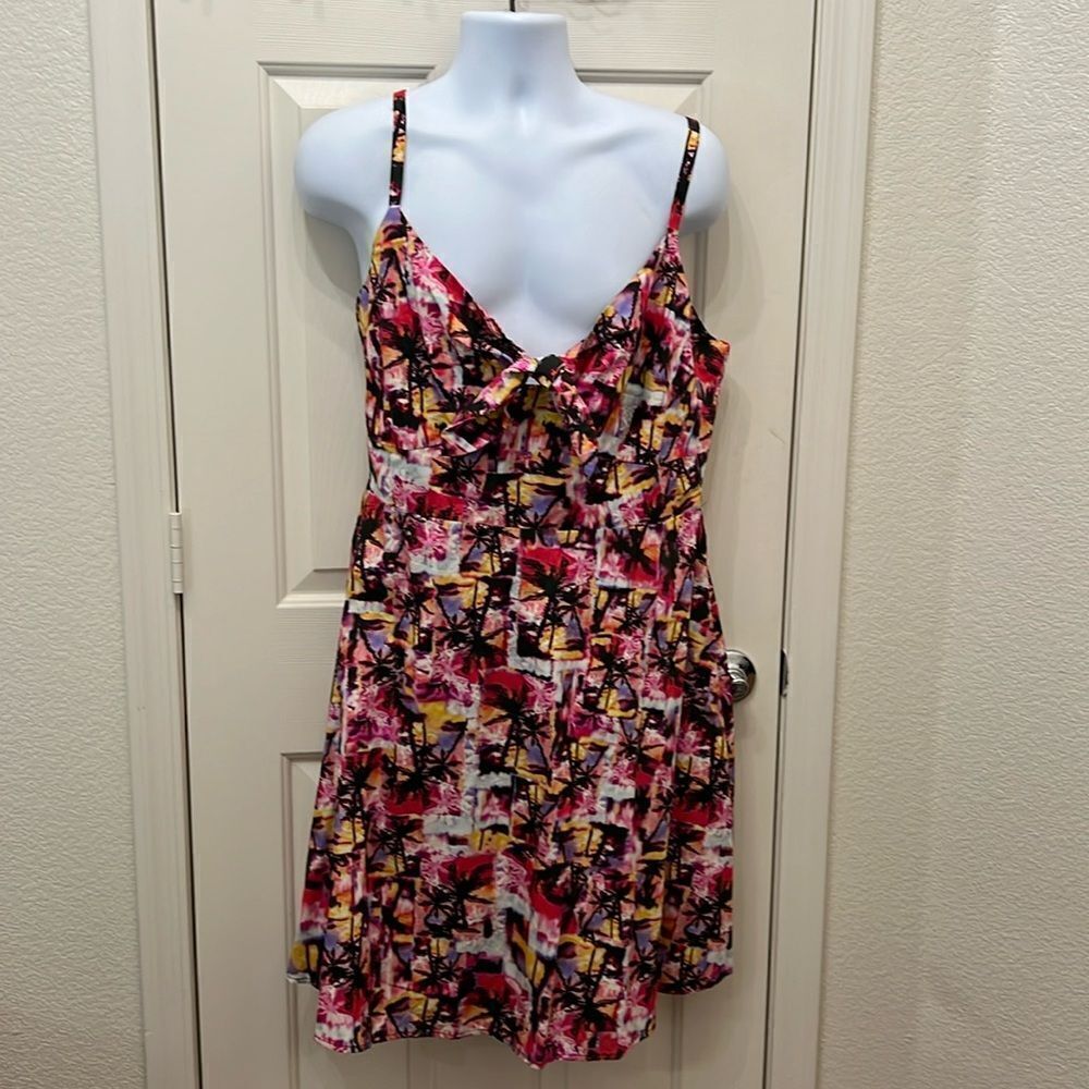 Loralette Dress Women’s Sz 20 V Neck Sleeveless Elastic Back Midi Venice Beach